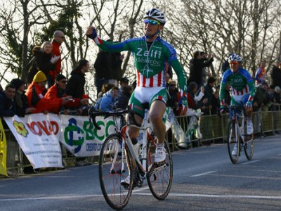 TROFEO ZSSDI: A LONGERA VINCE BATTAGLIN SU COLBRELLI